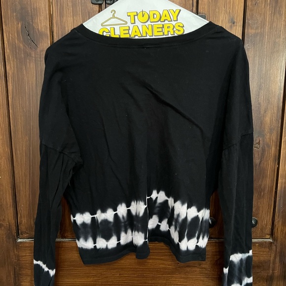 Black and white tie-dye long sleeve top - Picture 4 of 5